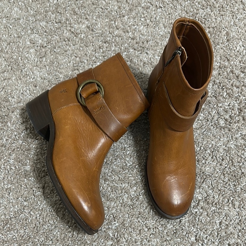 FRYE
